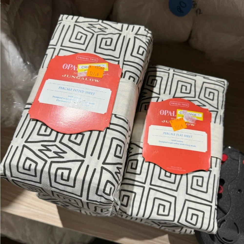 Twin/Twin XL Percale Fitted & Flat Sheet